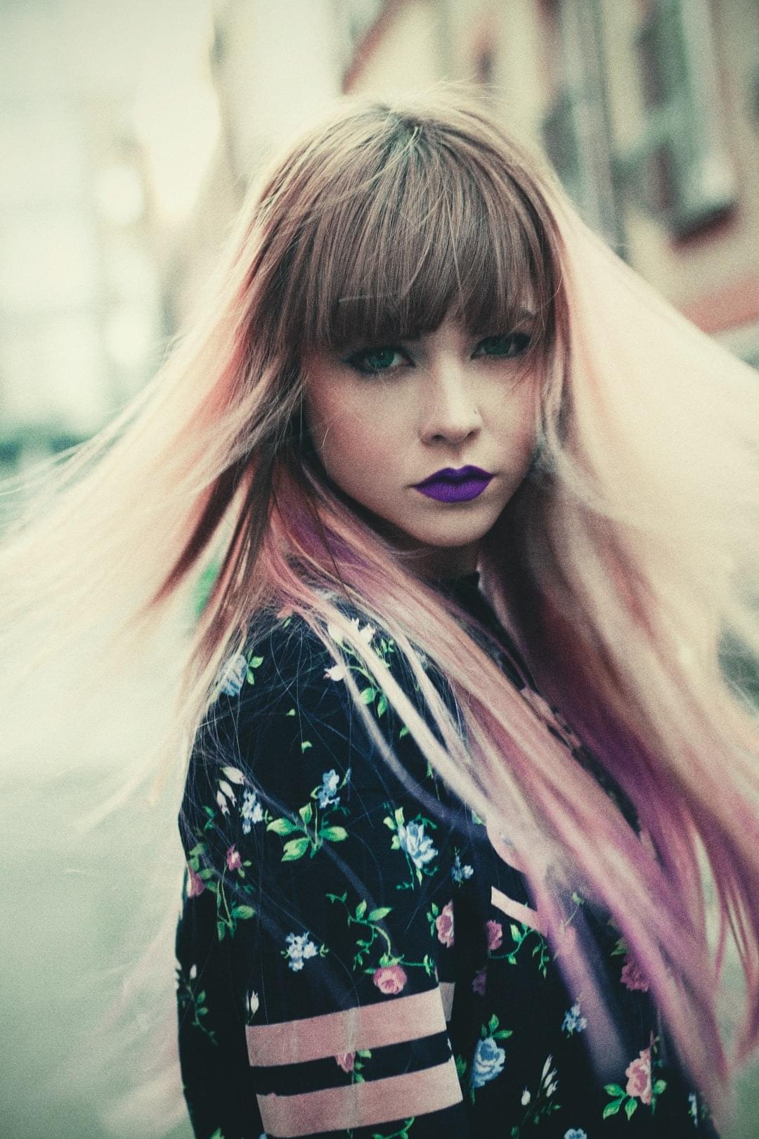 GummBear.com Advanced Hair Skin And Nails Gummies Review - Improves Damaged, Colored Hair From Harsh Colouring Hair Dyes Into Healthy Shiny, Happy Hair Again